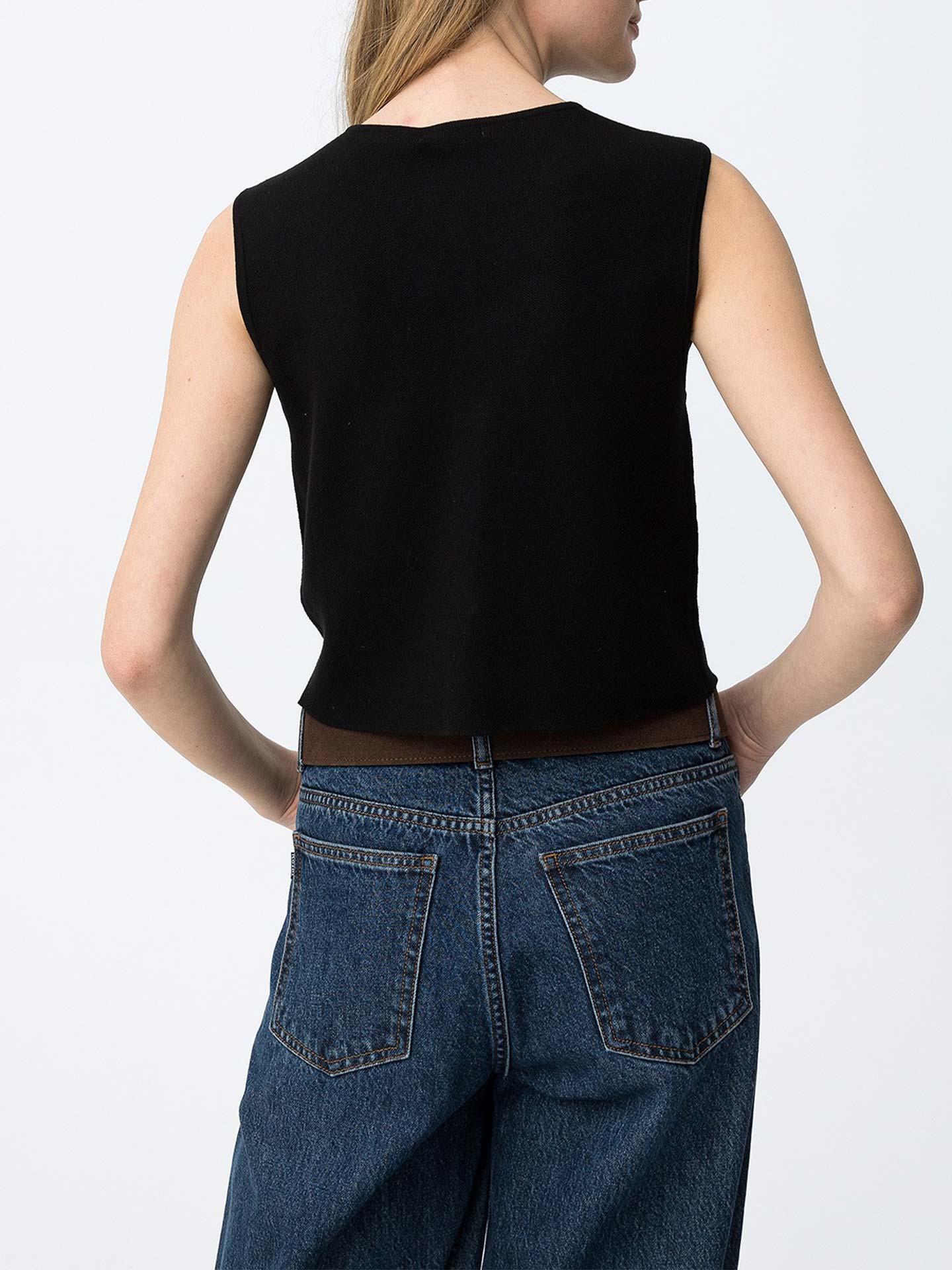 Colete de Malha com Botões