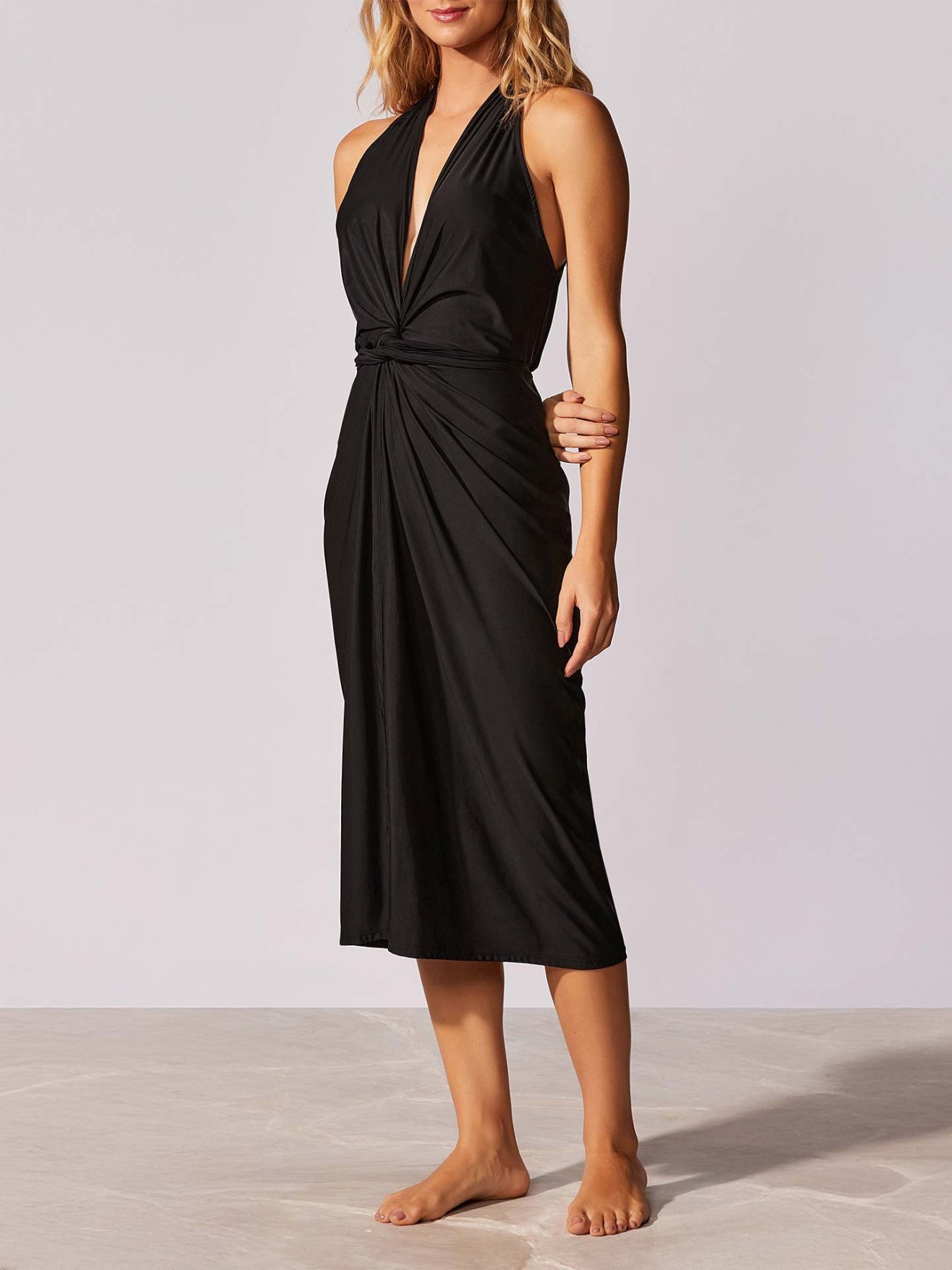 Vestido de Praia com Nó Frontal