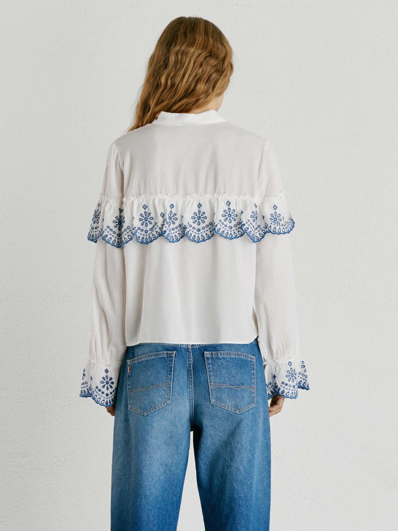 Camisa Abalonada com Folhos
