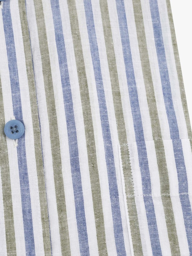 Camisa de Manga Curta às Riscas