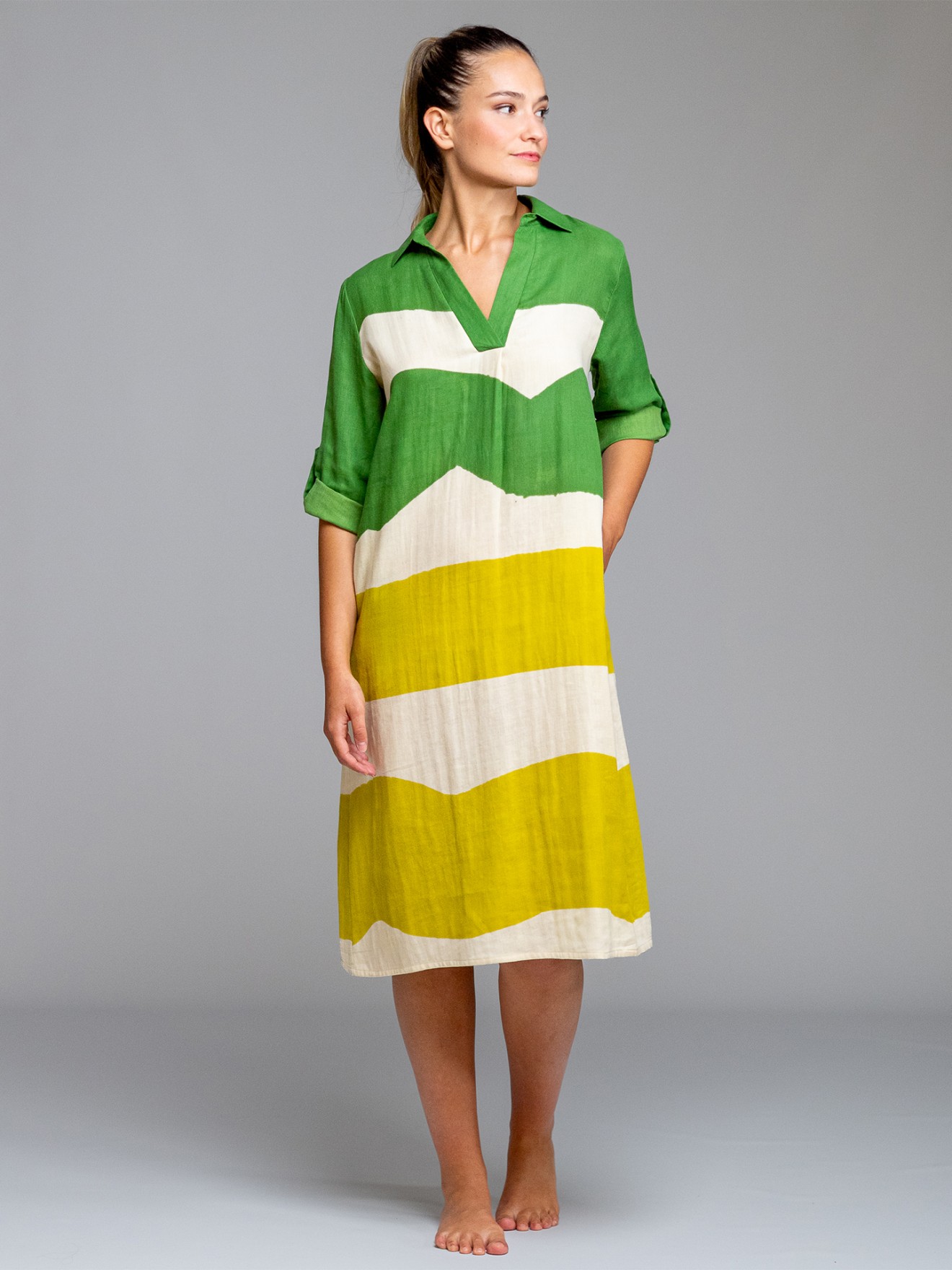 Vestido de Praia com Gola de Camisa