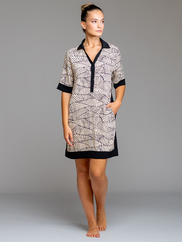 Vestido de Praia com Padr�o
