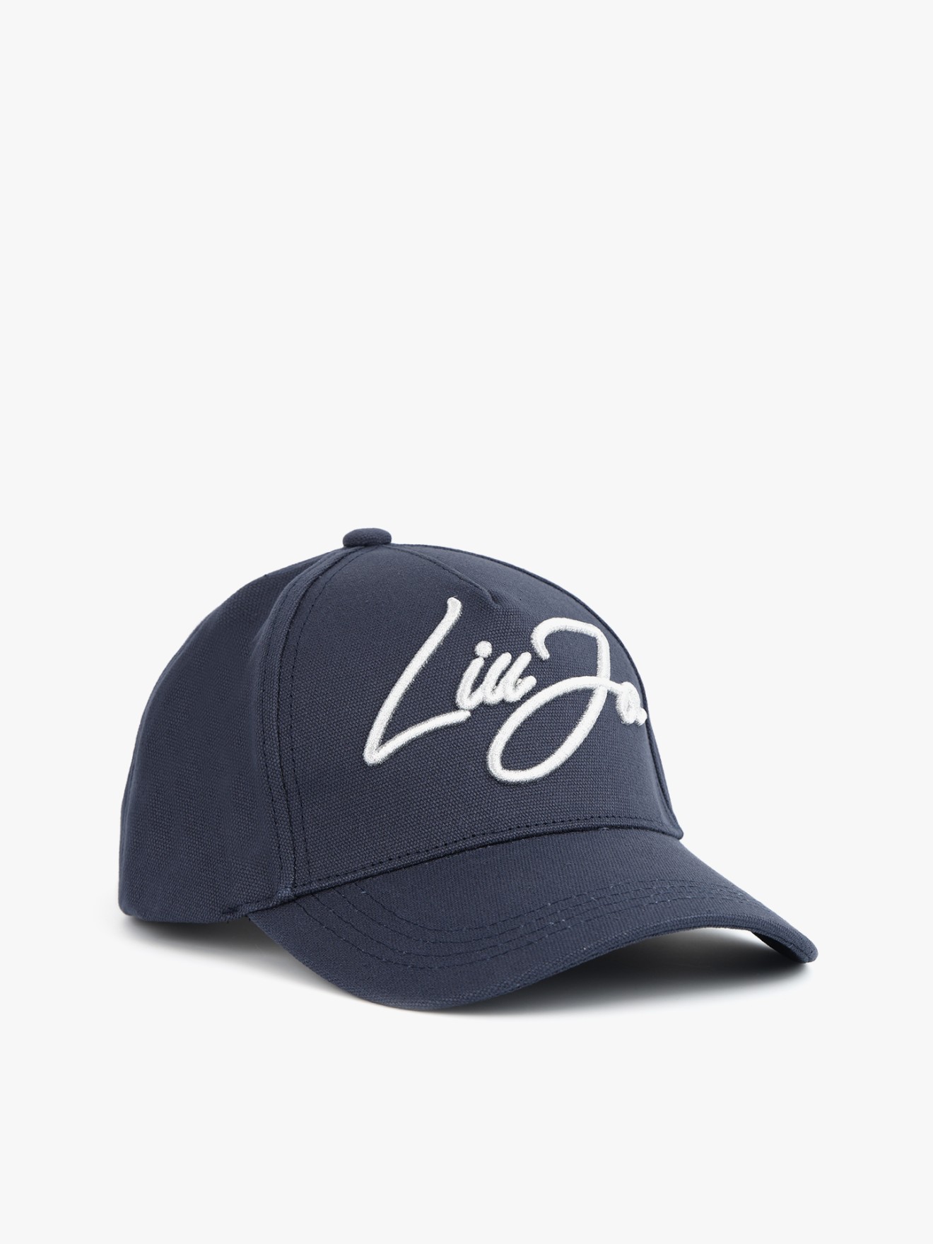 Bon� com Log�tipo Bordado
