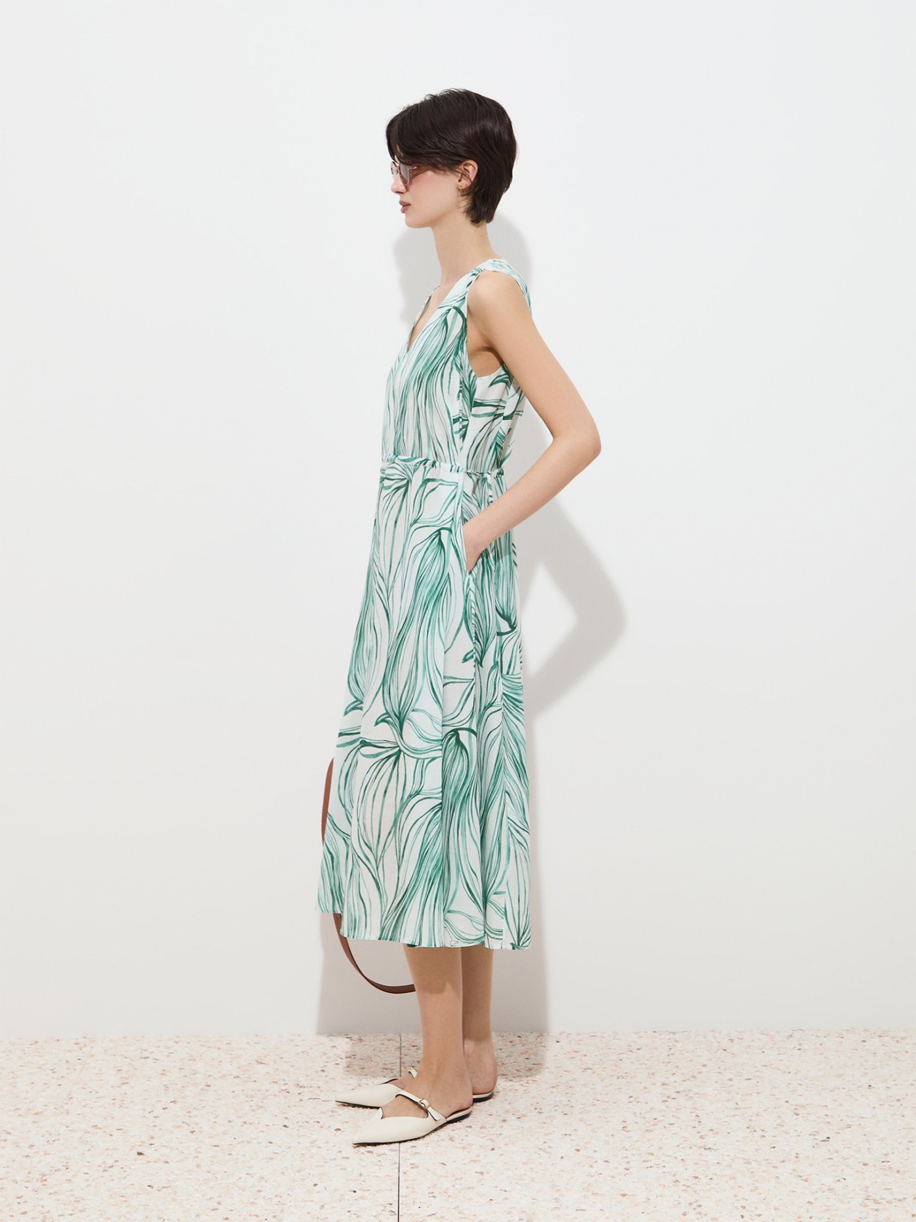 Vestido Midi com Padr�o