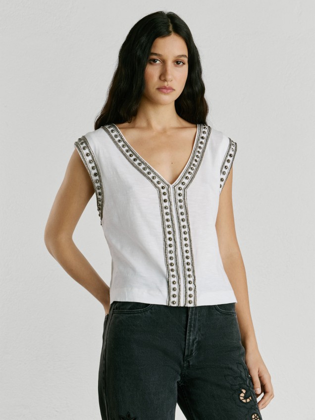 T-shirt com Decote em V