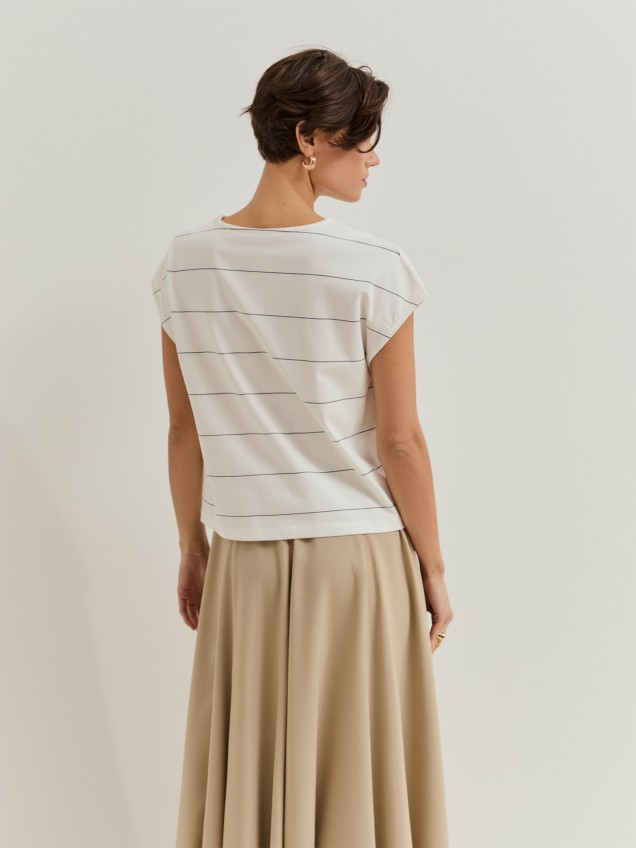 T-shirt às Riscas