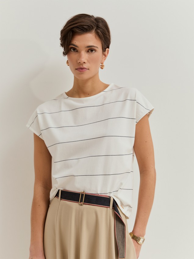 T-shirt às Riscas