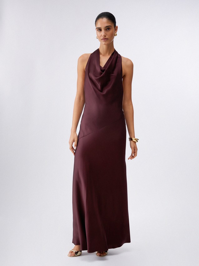 Vestido Comprido com Decote Drapeado
