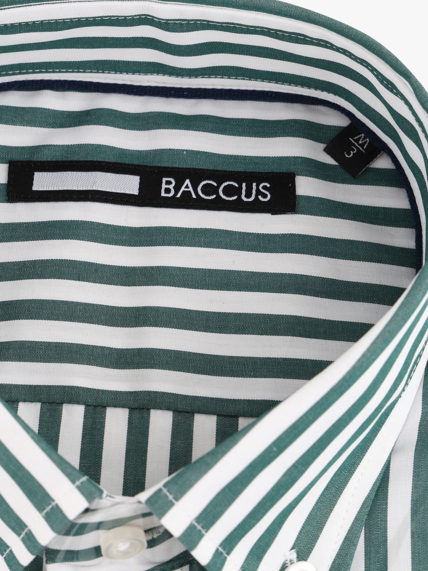Camisa de Manga Curta às Riscas