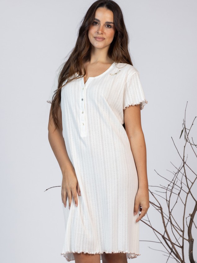 Camisa de Noite com Bordado