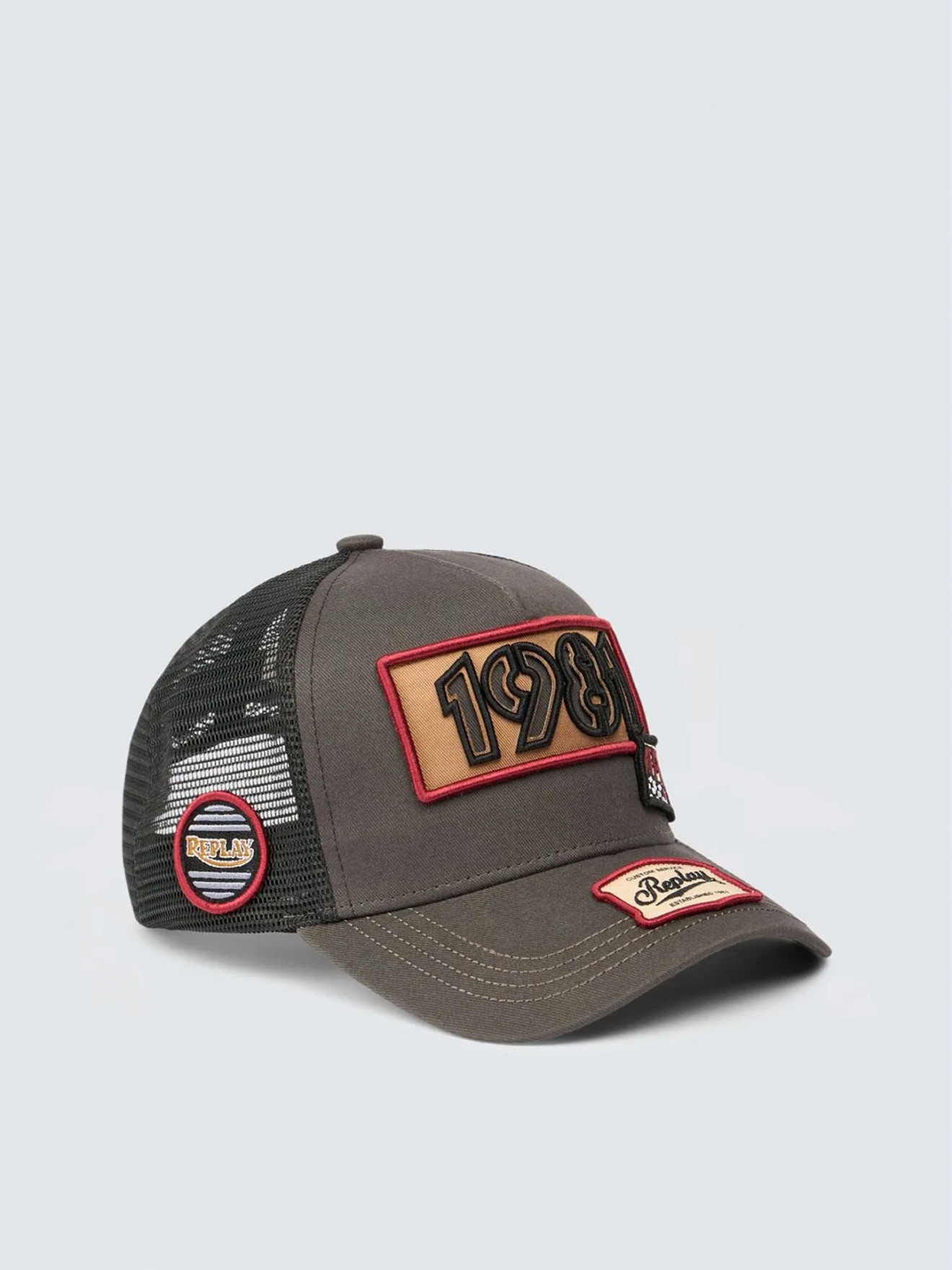 Bon� Trucker com Patches