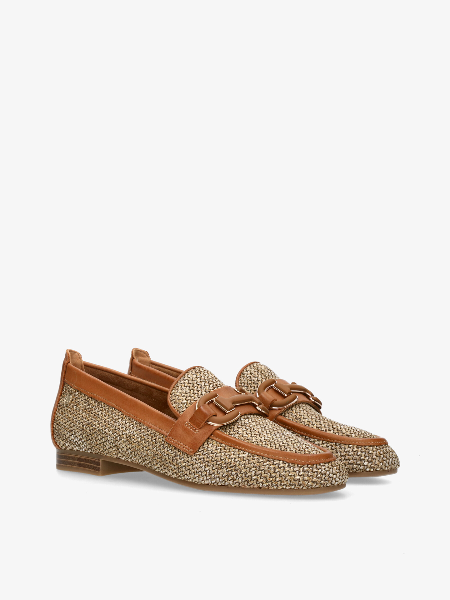 Mocassins em Ráfia Entrançada