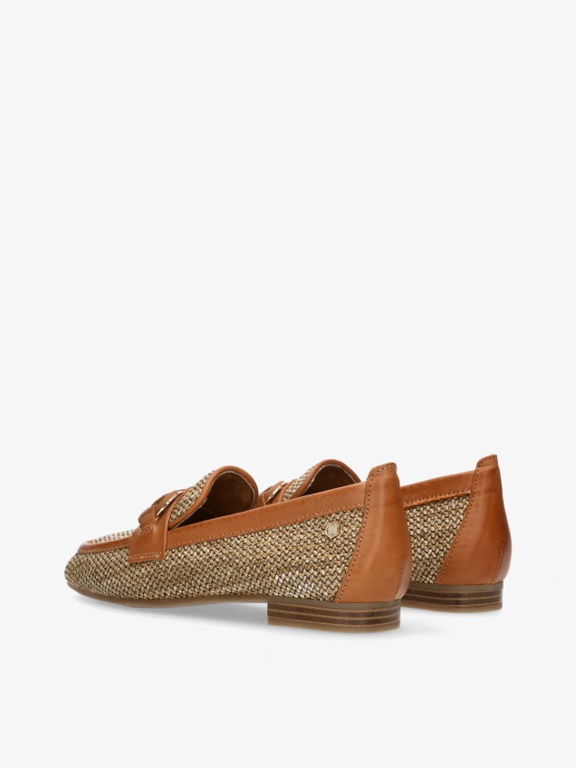 Mocassins em Ráfia Entrançada