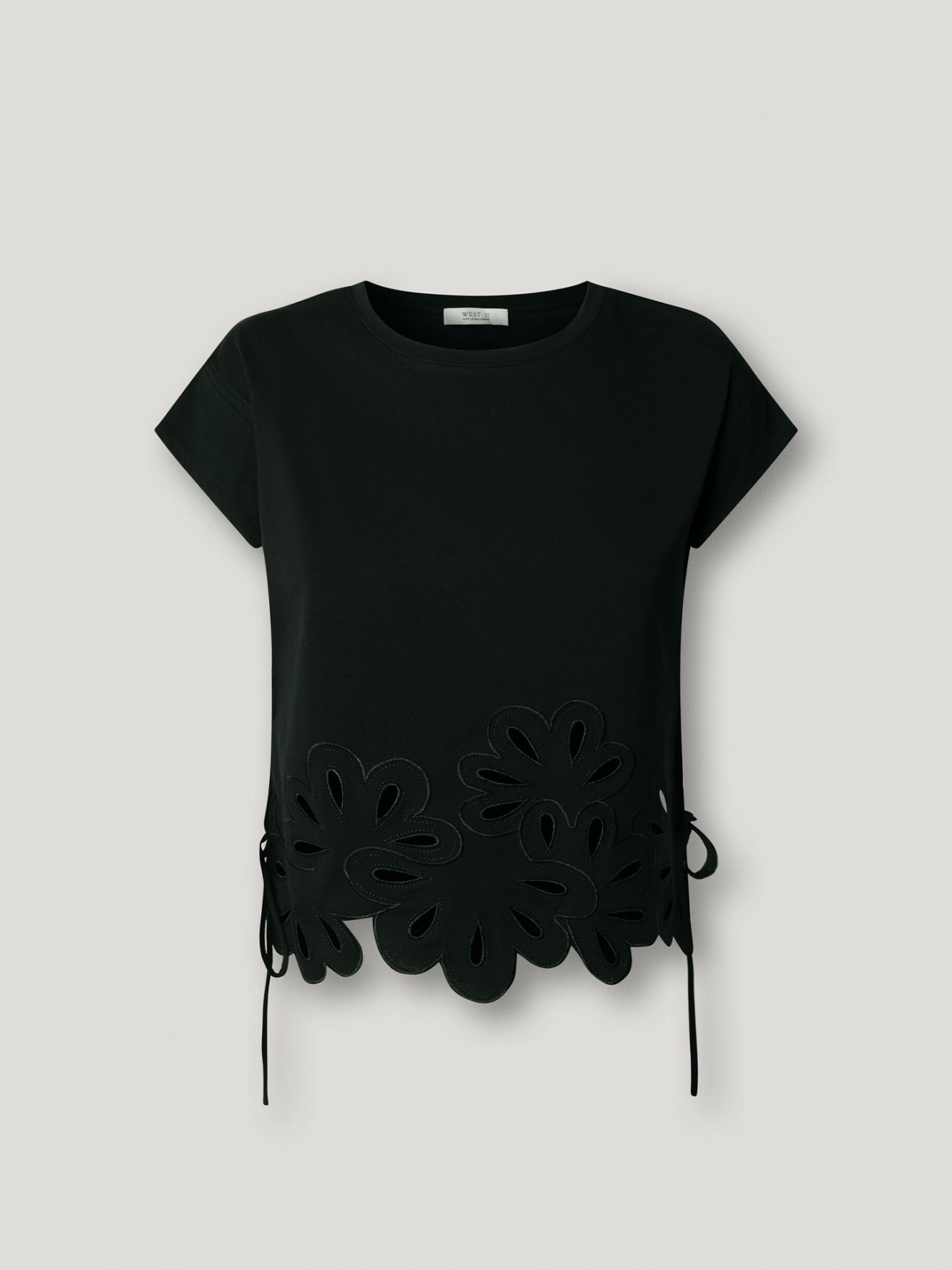 T-shirt com Bainha de Flores Recortadas