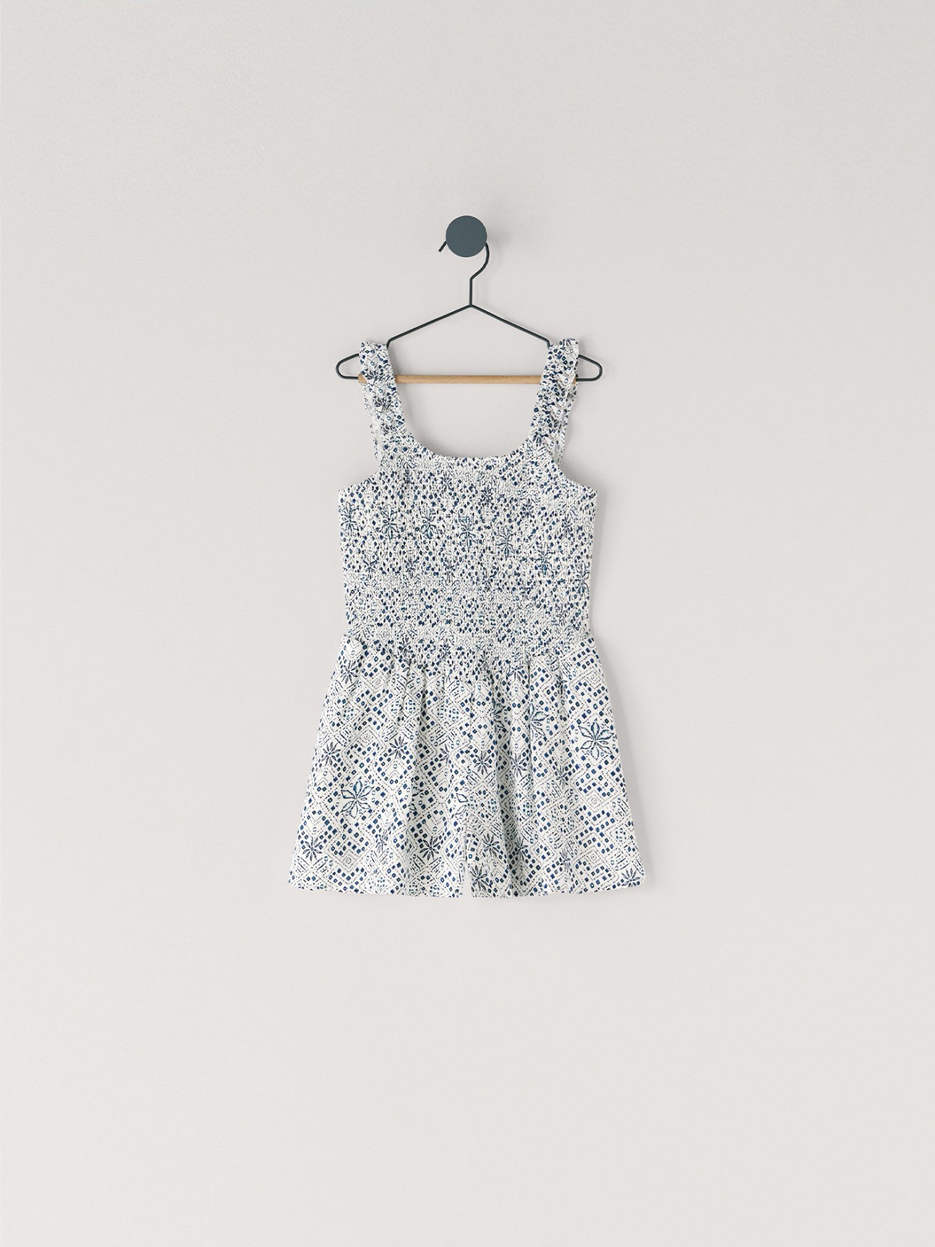 Macac�o Curto com Padr�o Floral