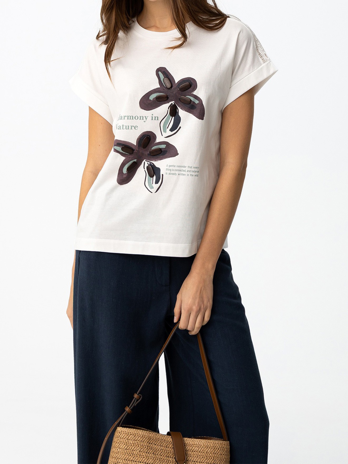 T-shirt com Estampado e Renda