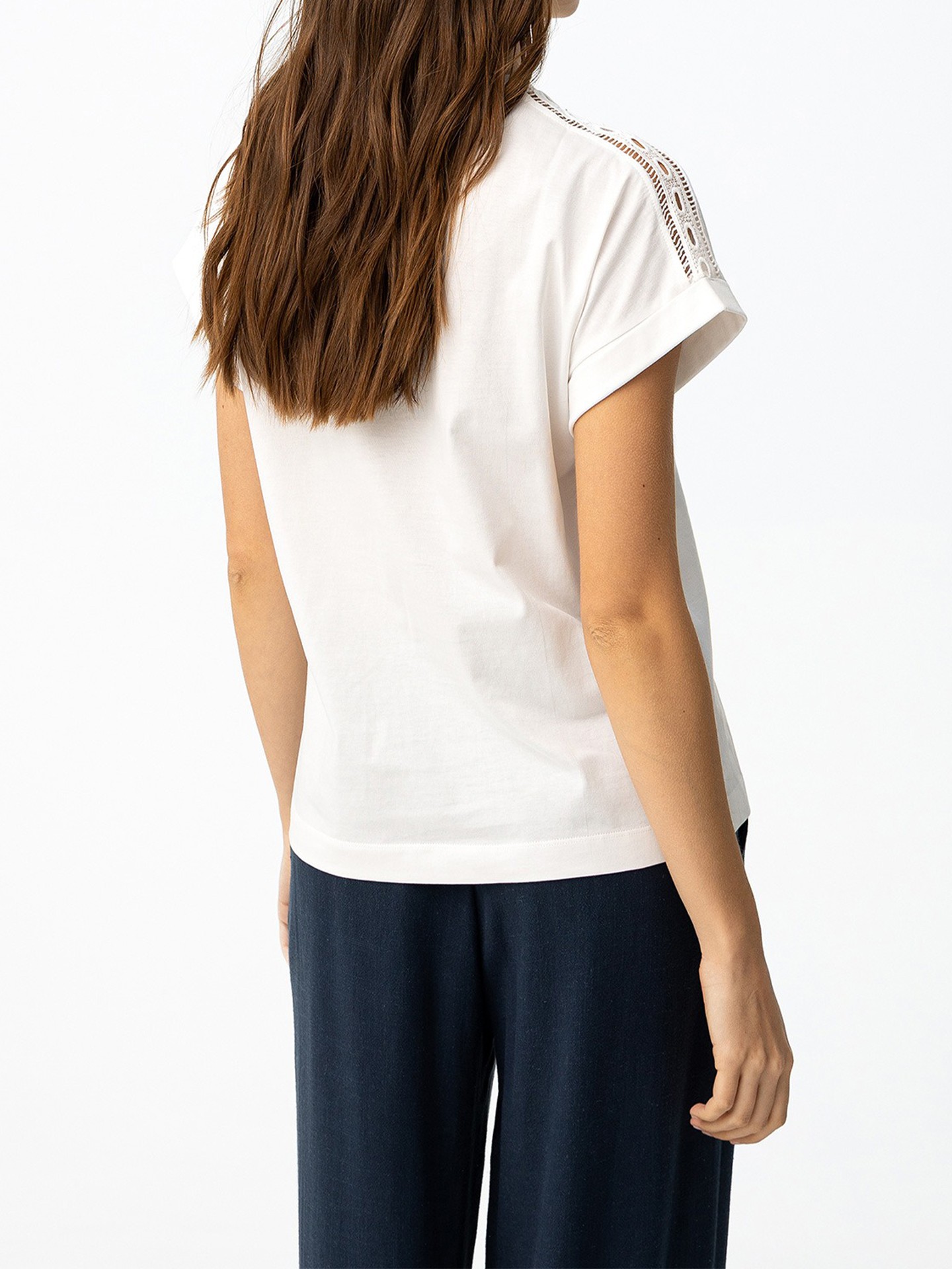T-shirt com Estampado e Renda