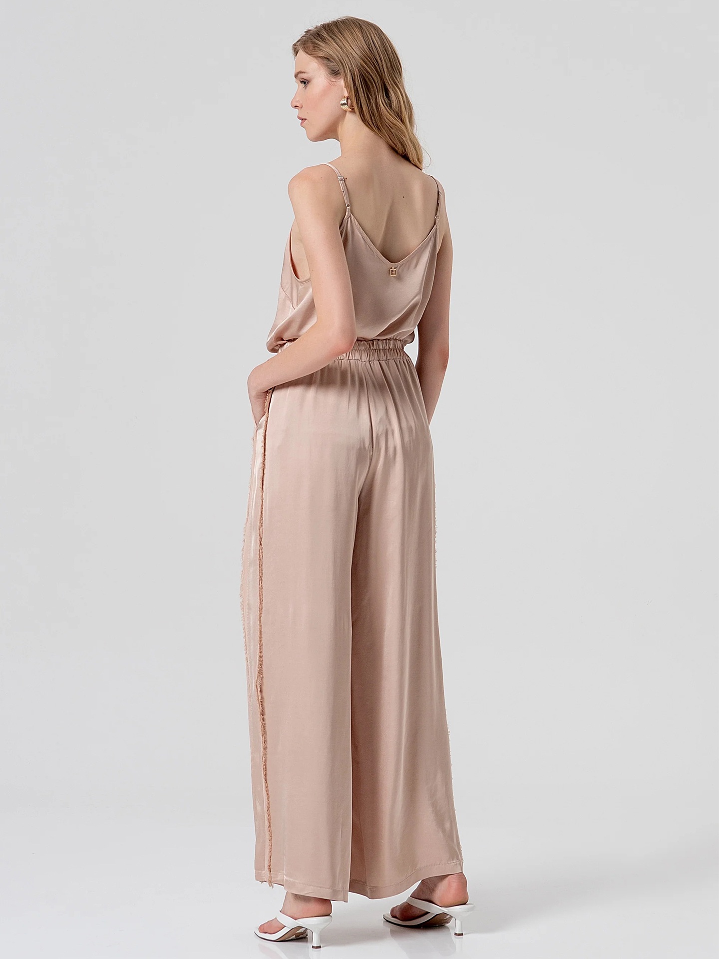 Calça Larga Fluida