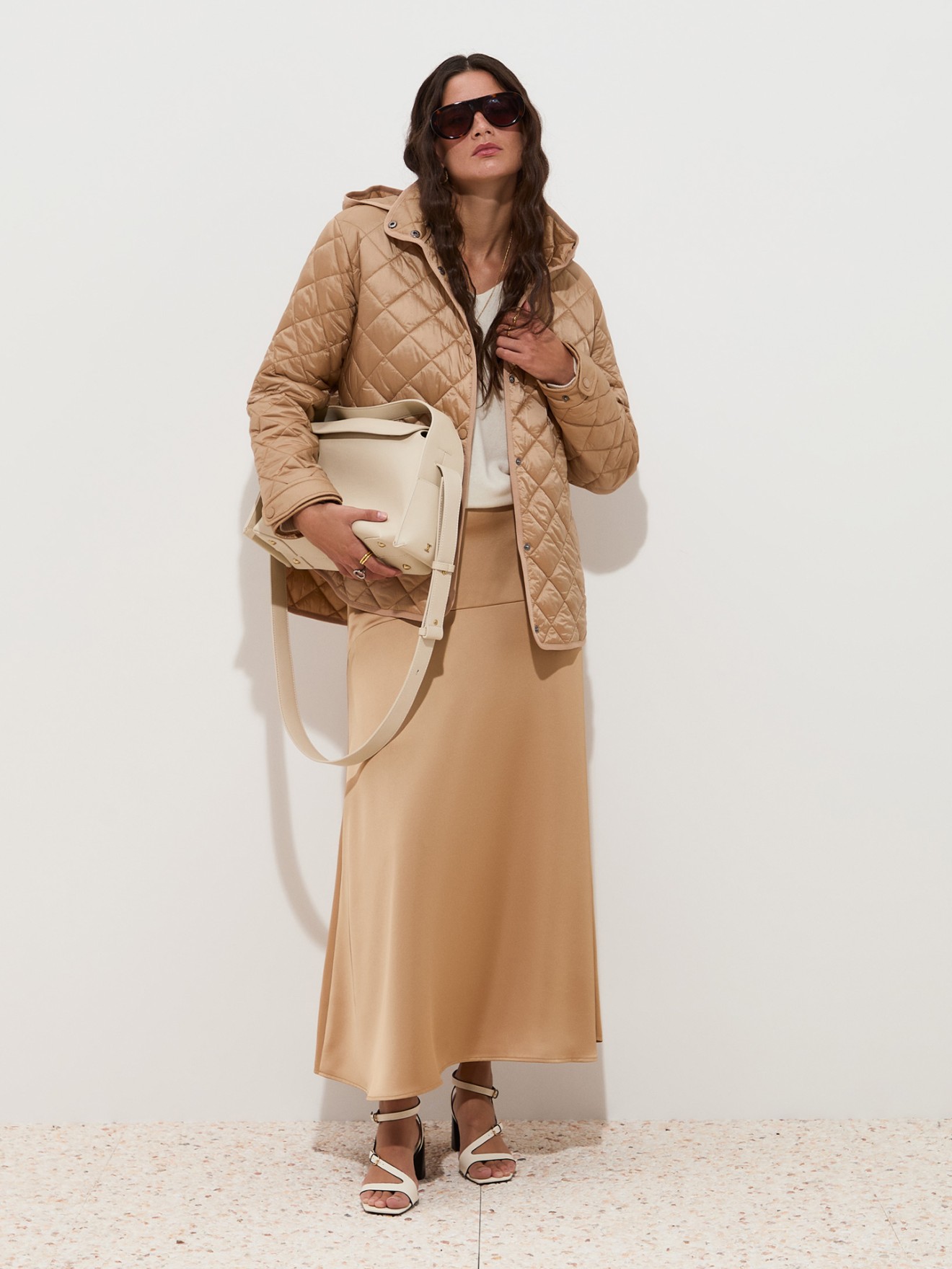 Blus�o Acolchoado com Capuz