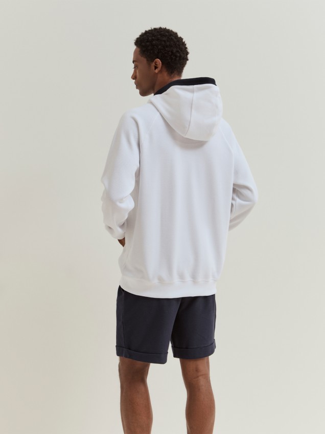 Sweatshirt com Capuz