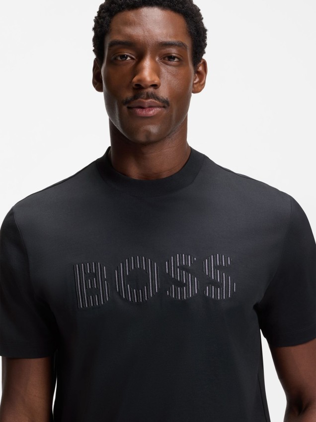 T-shirt com Logo Estampado