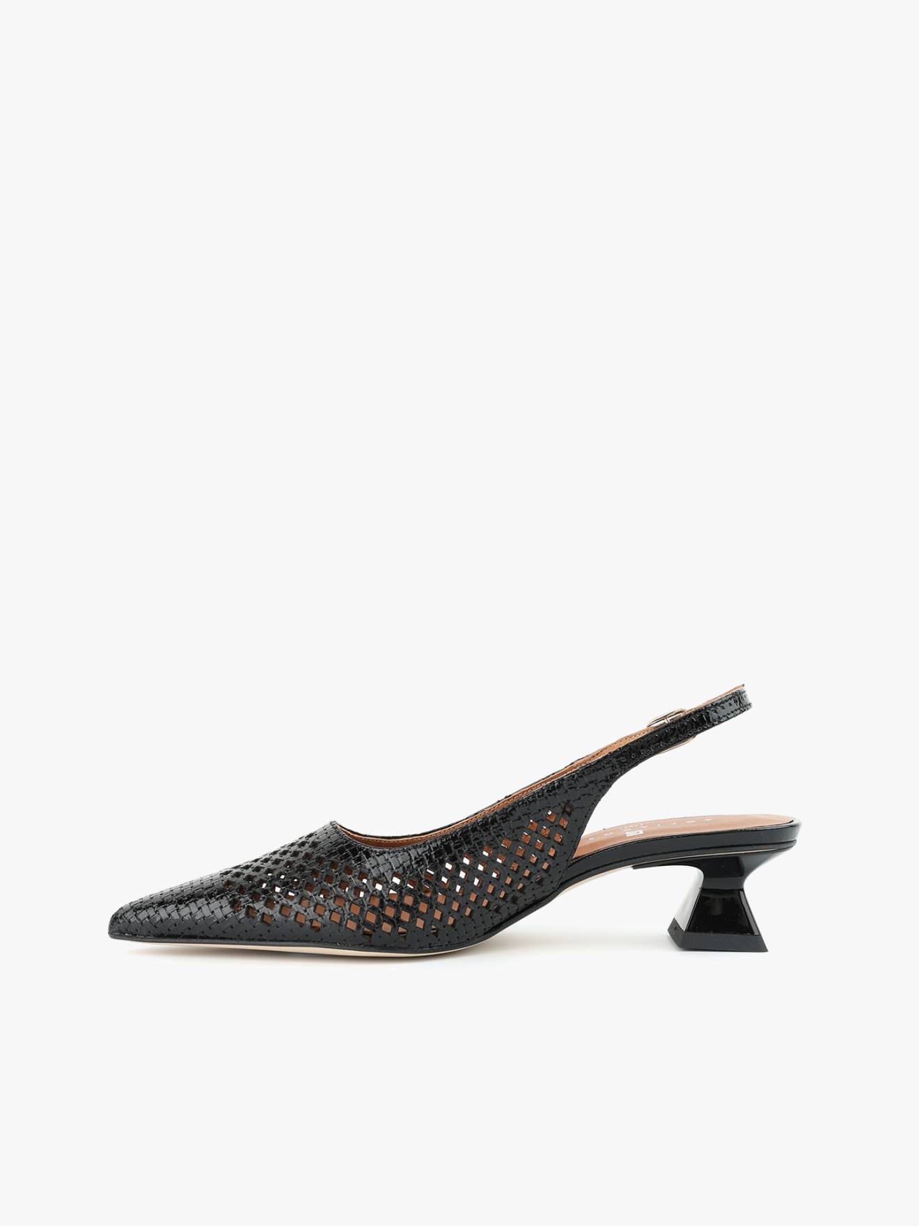 Sapatos Slingback em Pele Perfurada