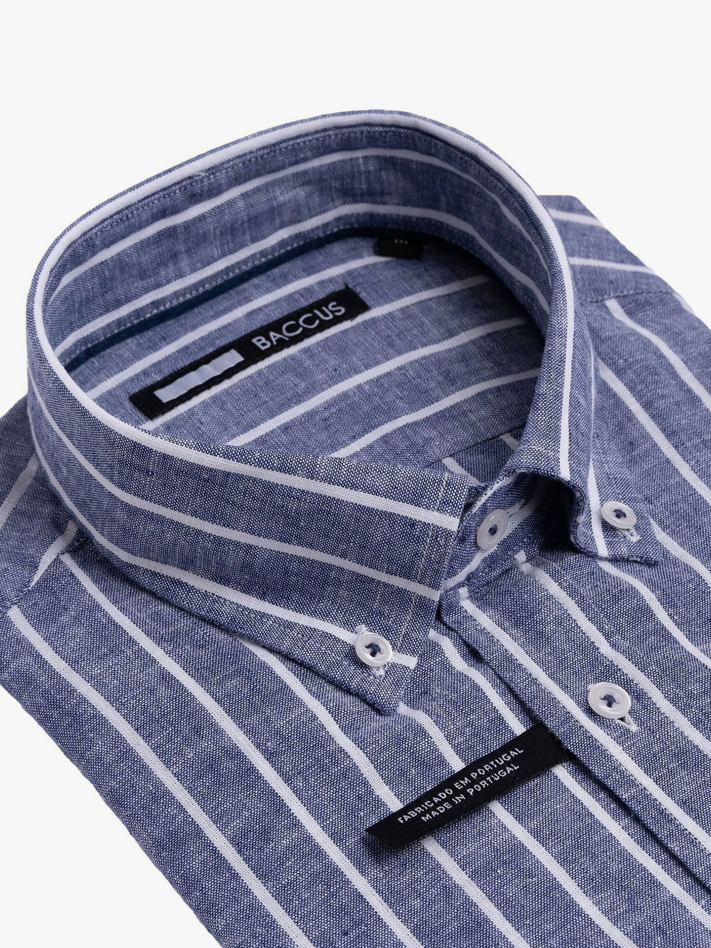 Camisa às Riscas