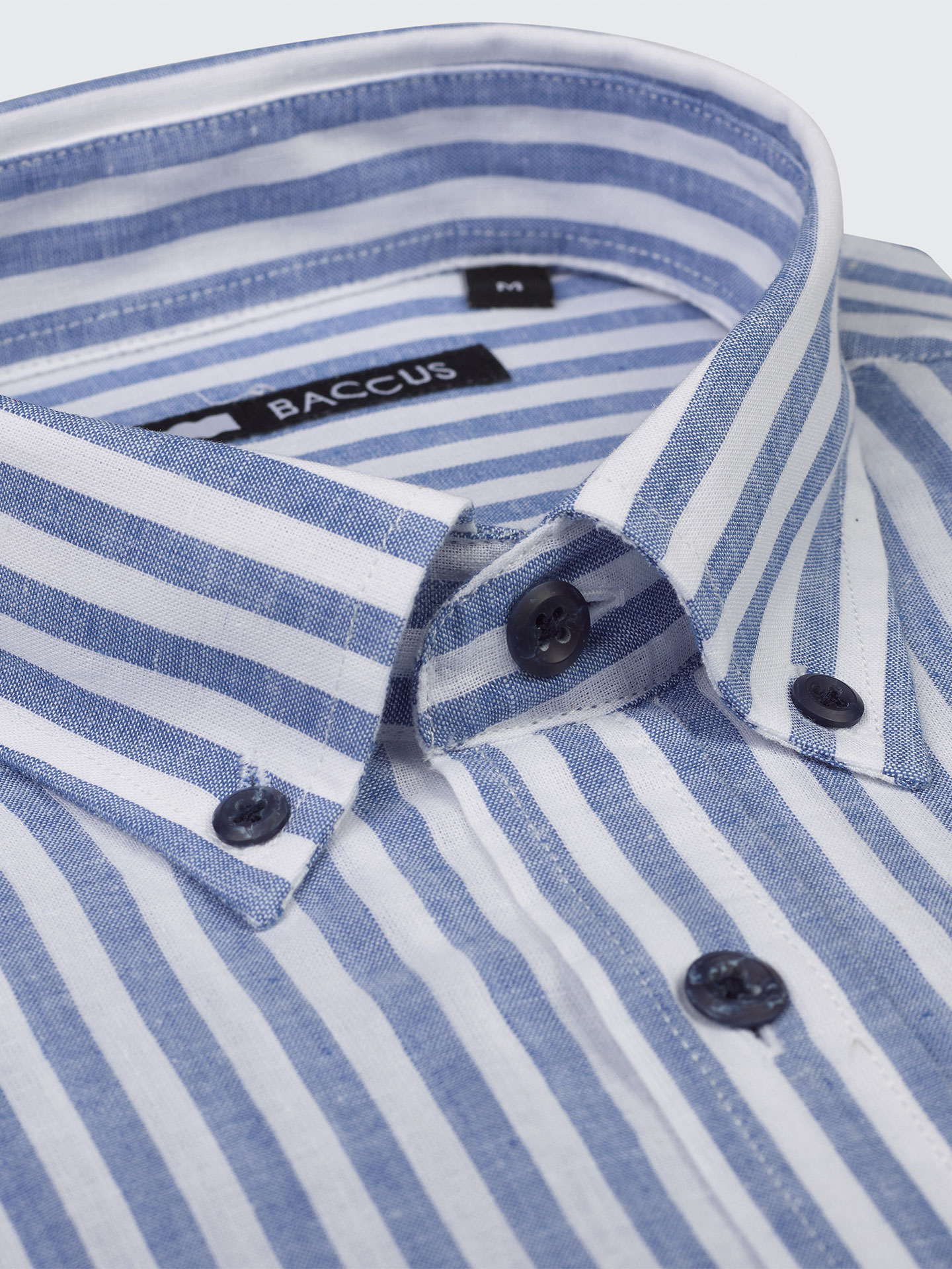 Camisa às Riscas