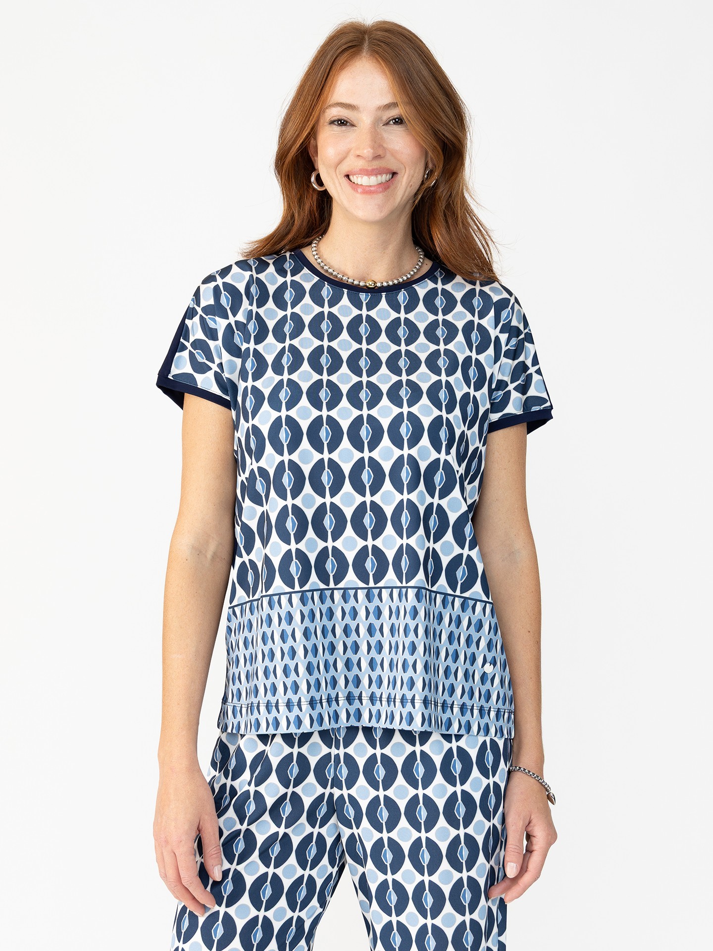 Blusa com Padrão Geométrico