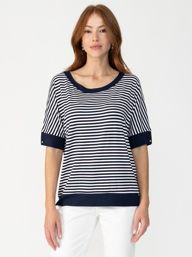 Blusa às Riscas