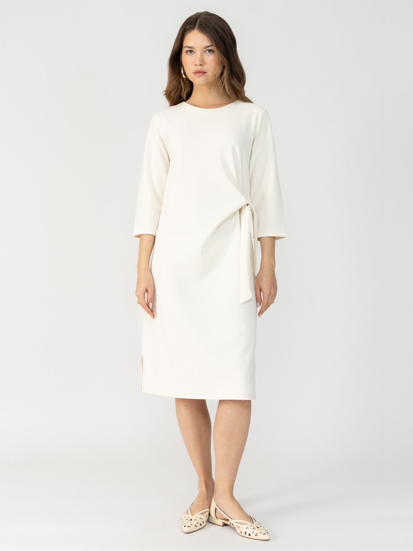 Vestido com Laçada Lateral