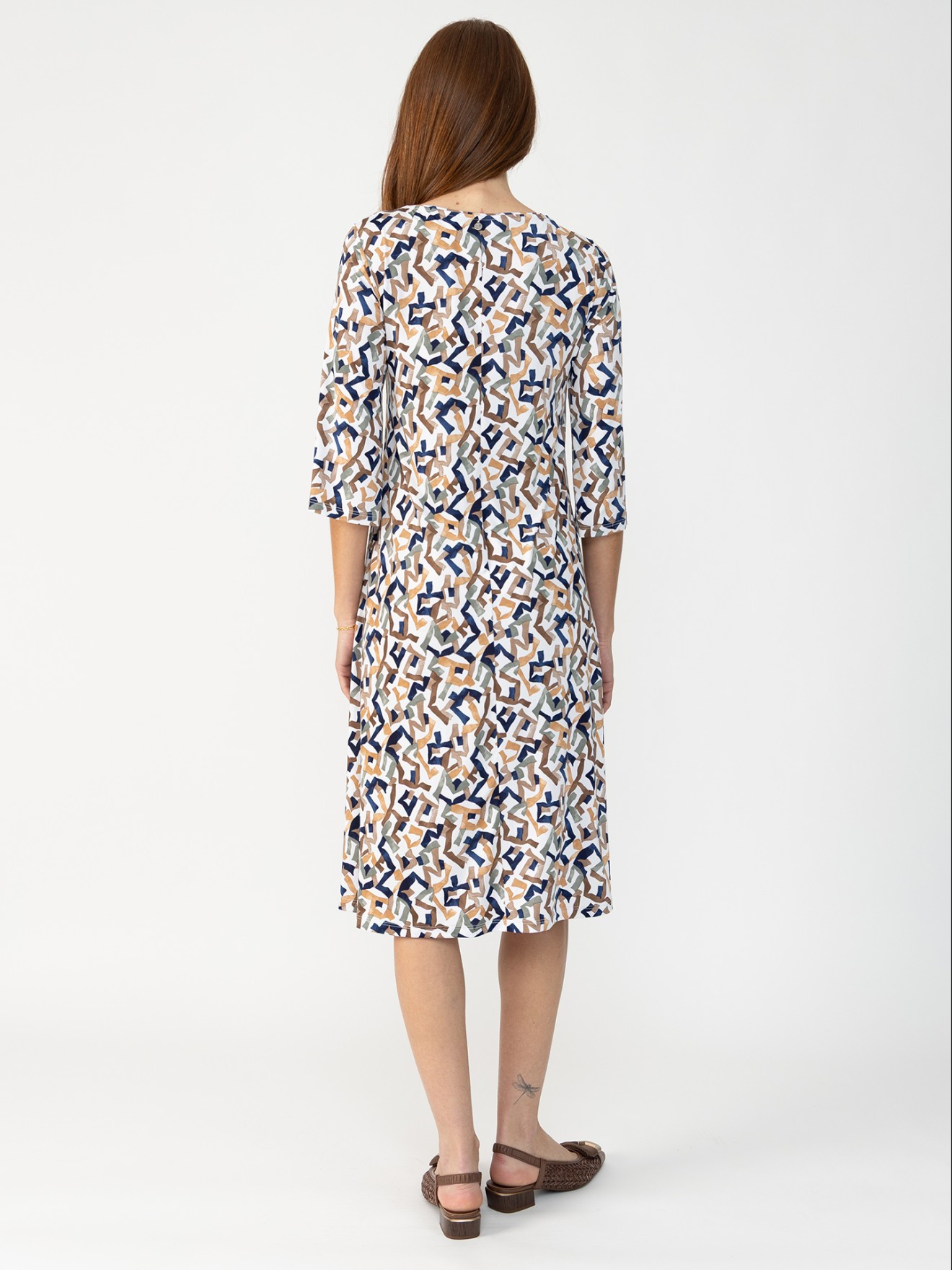 Vestido com Padrão Geométrico