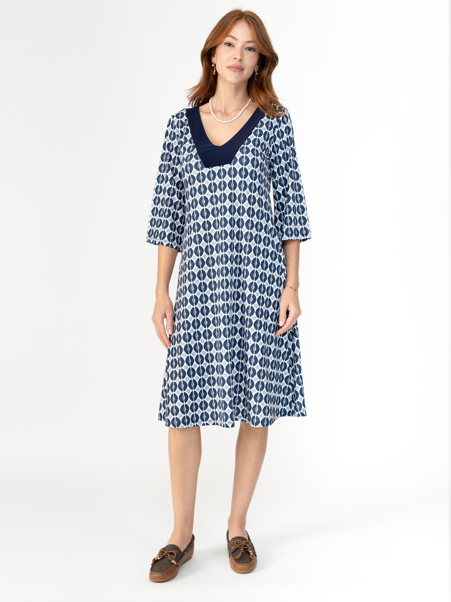 Vestido com Padrão Geométrico