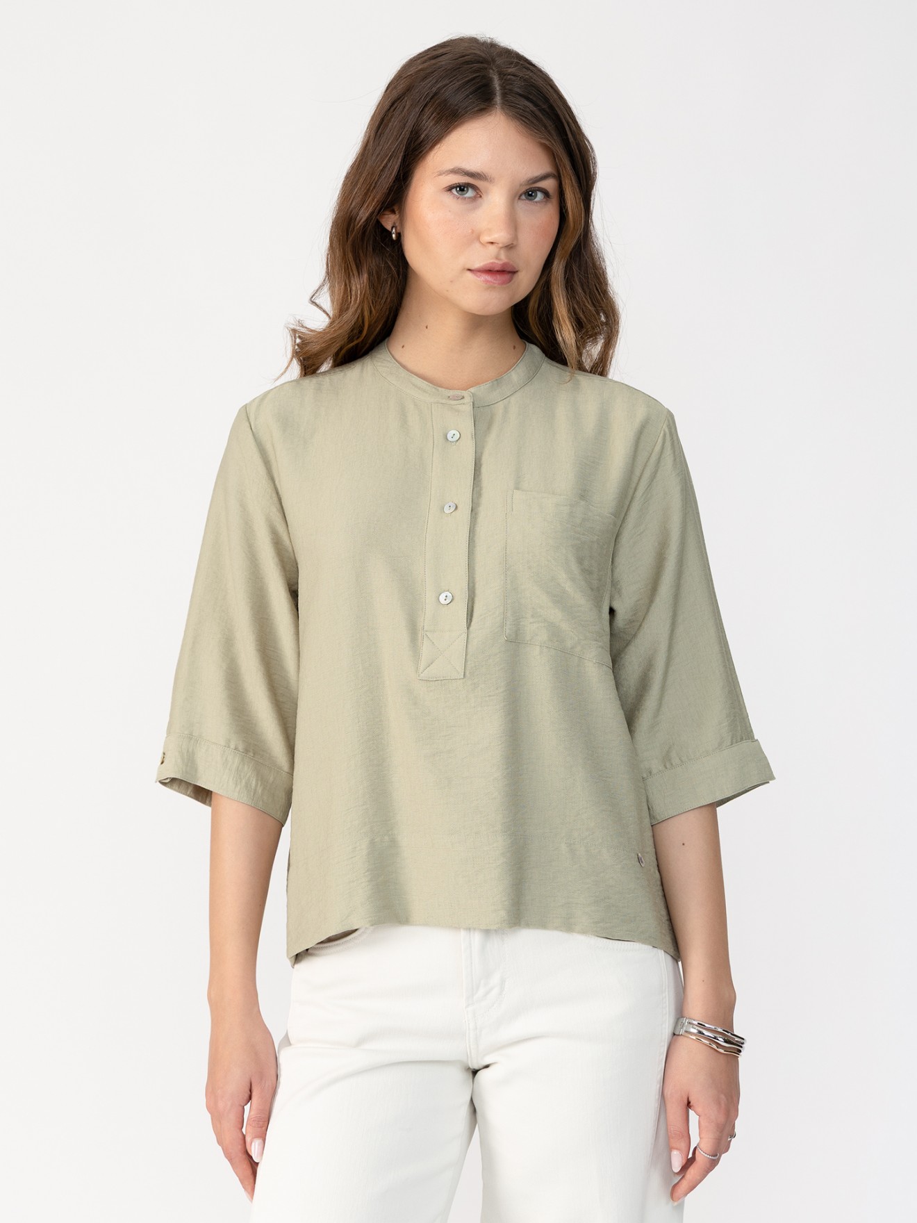 Blusa com Gola Mao