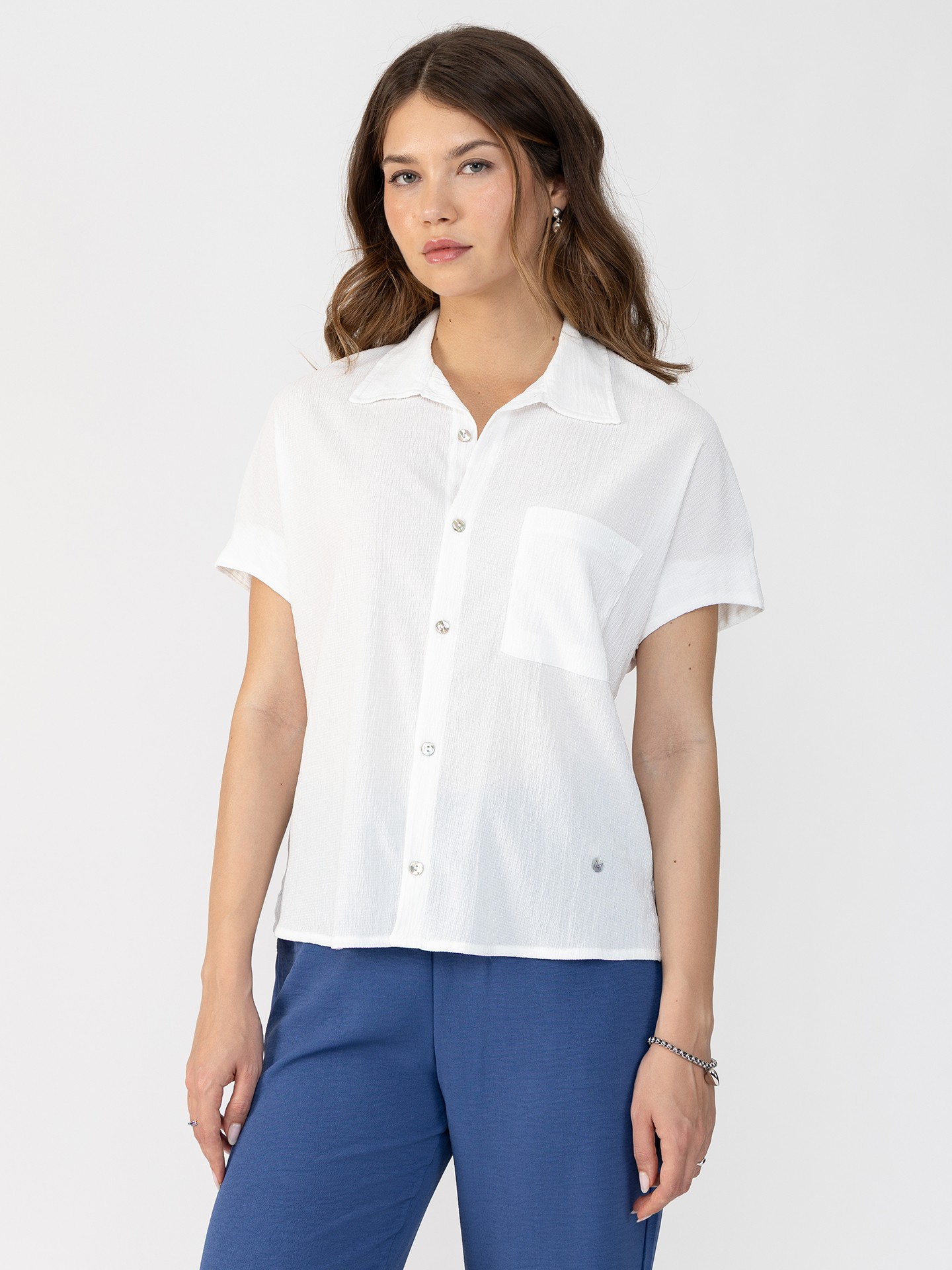 Camisa Texturizada com Bolso