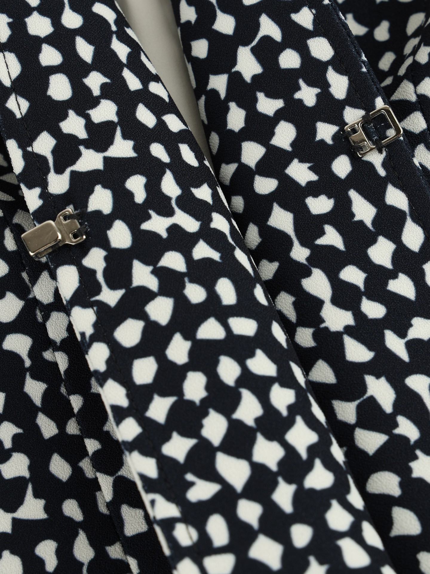 Blazer Estruturado com Padrão