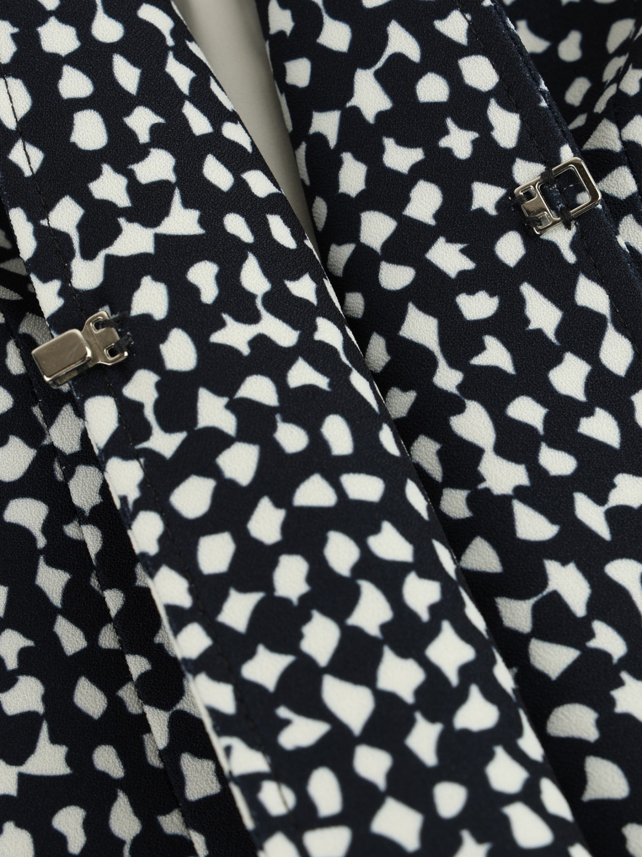 Blazer Estruturado com Padrão