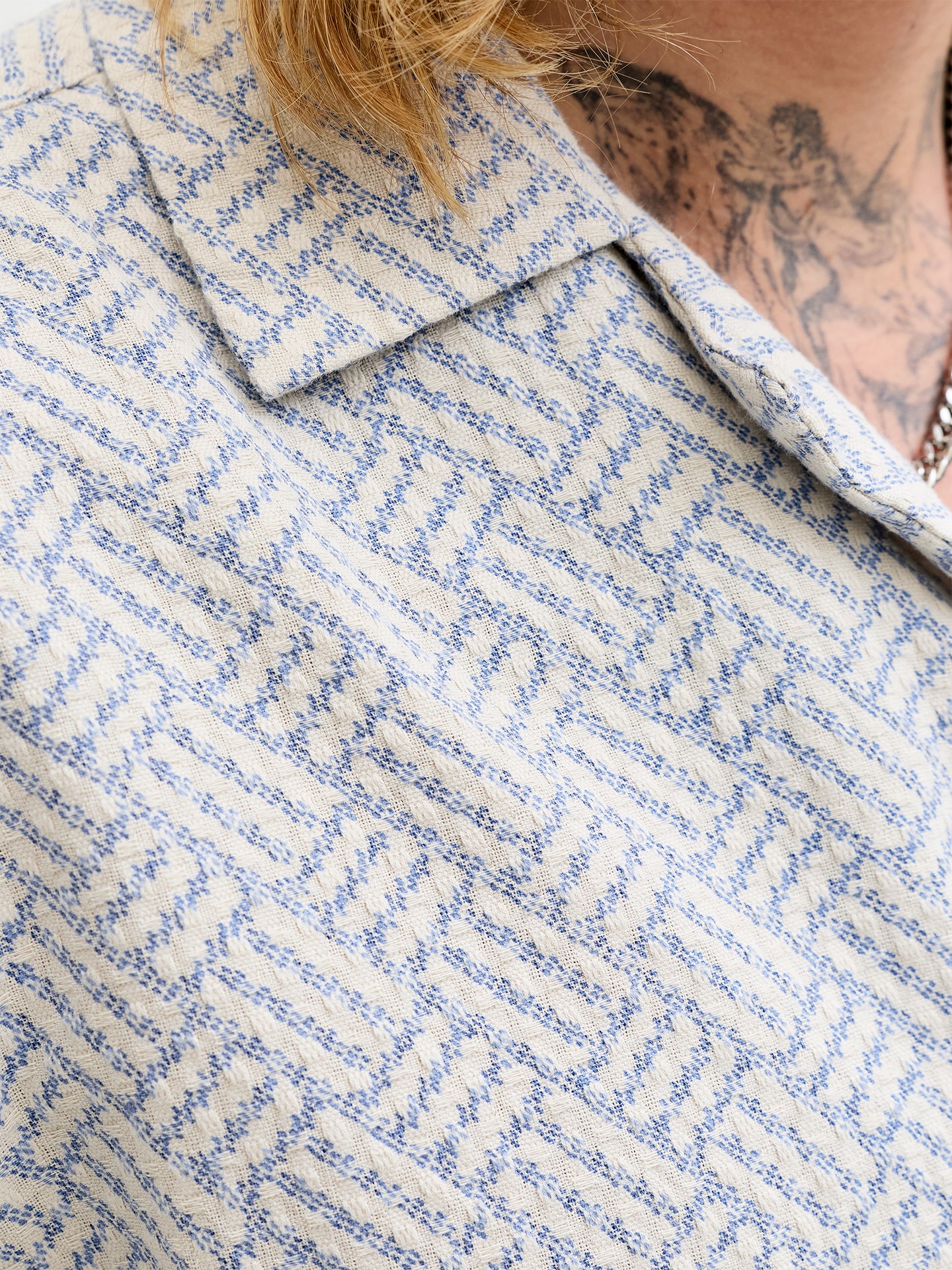 Camisa com Padrão