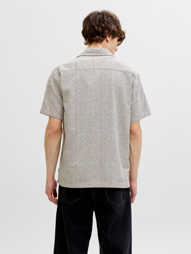 Camisa com Padrão