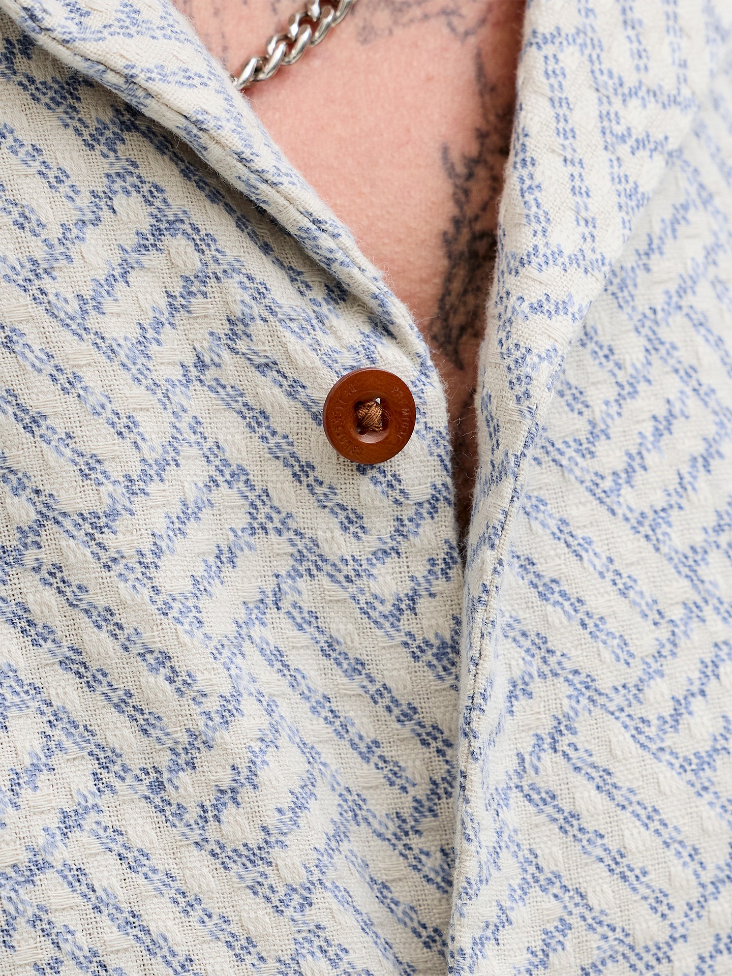 Camisa com Padrão