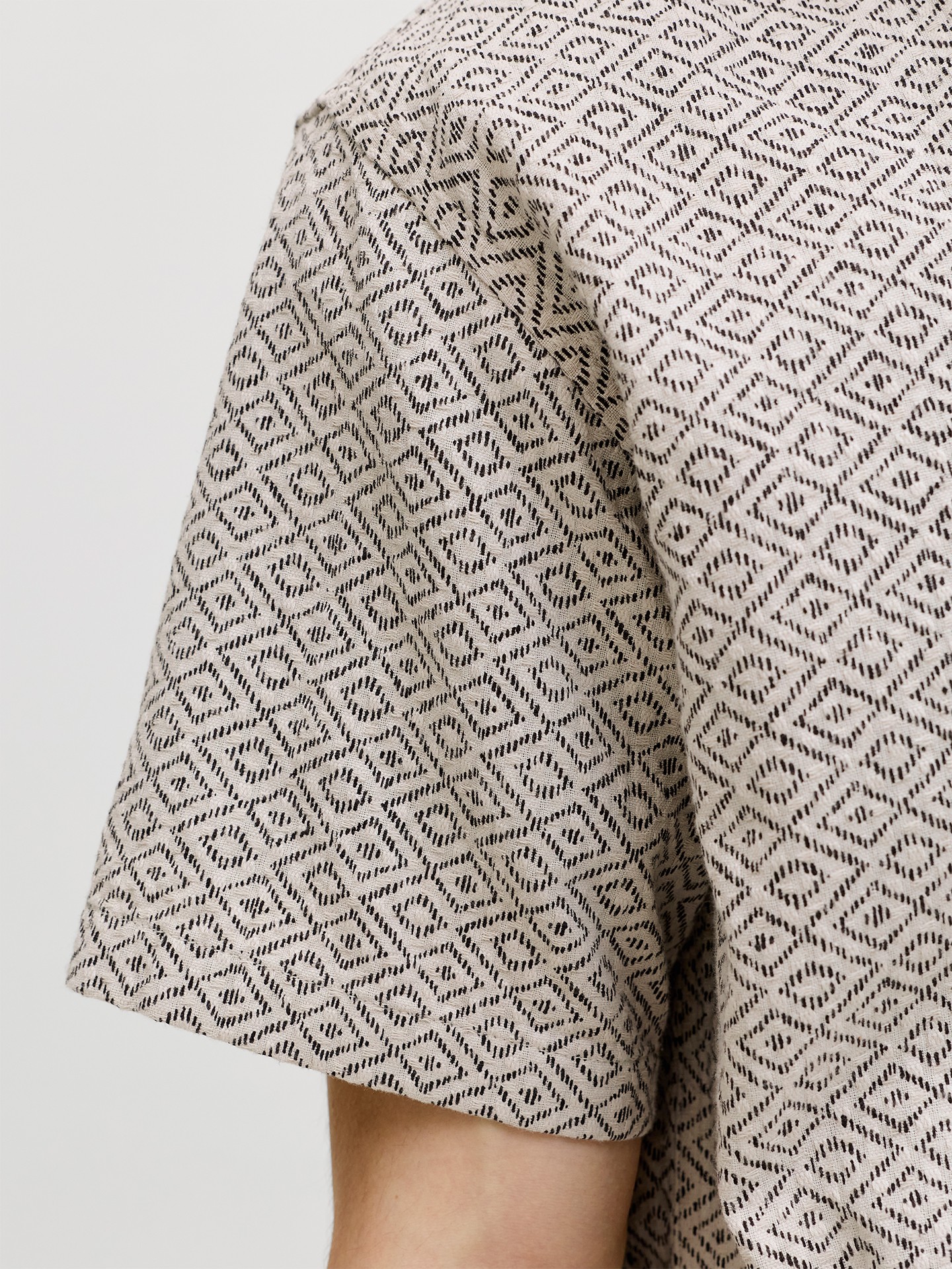Camisa com Padrão