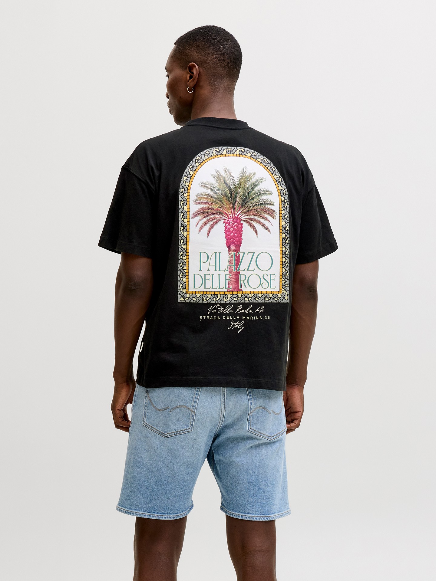 T-shirt com Estampado