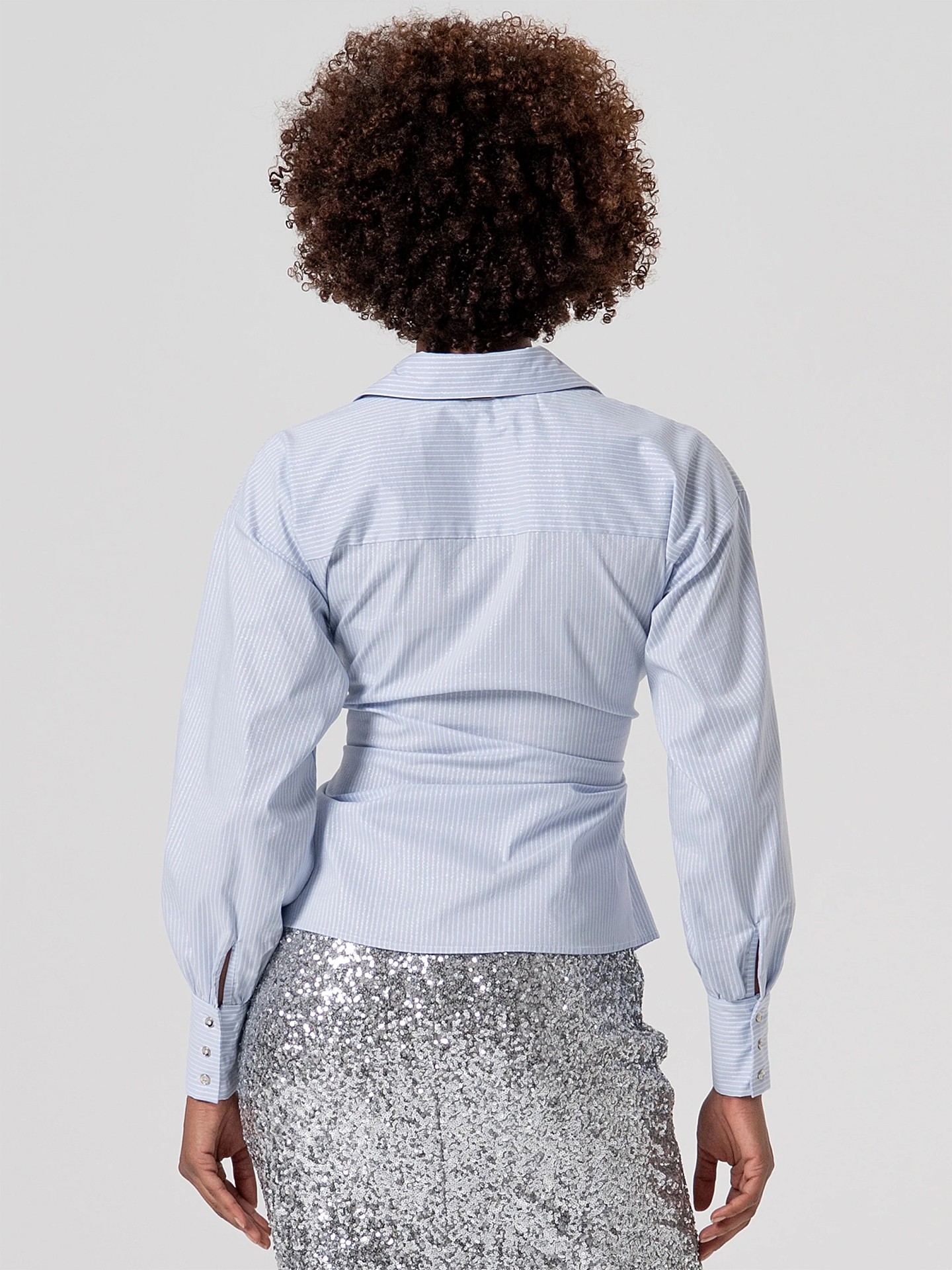 Camisa Slim com Laçada na Cintura