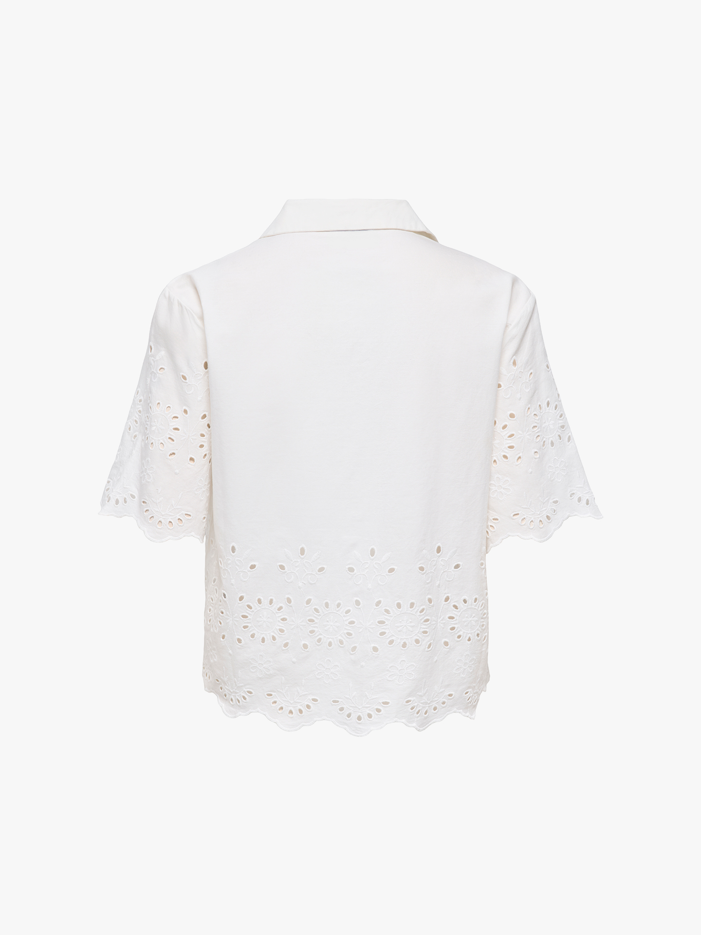 Camisa com Bordado Perfurado