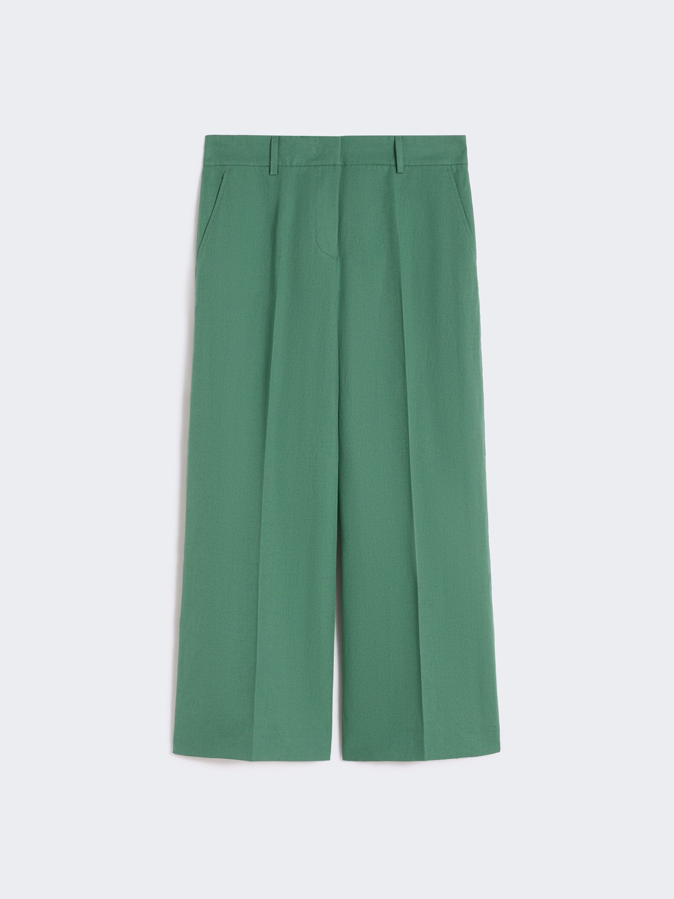 Cal�as Cropped WKDZIRCONE