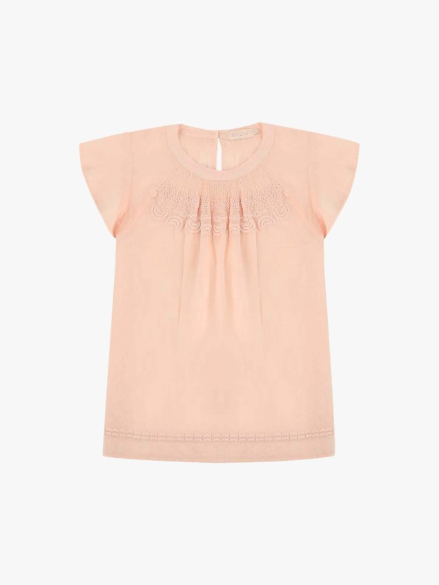 Blusa com Detalhe Bordado