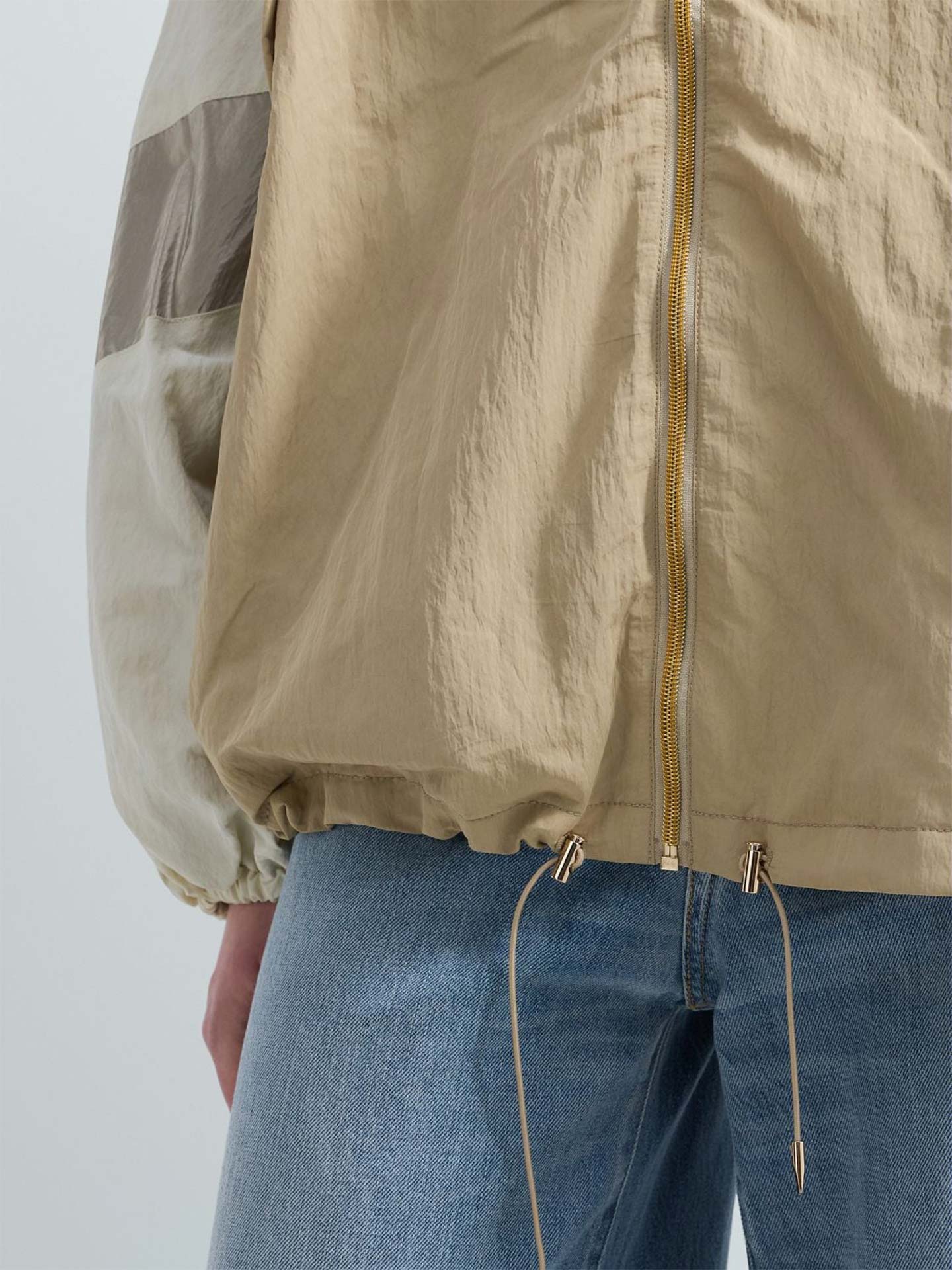 Casaco Oversized com Capuz