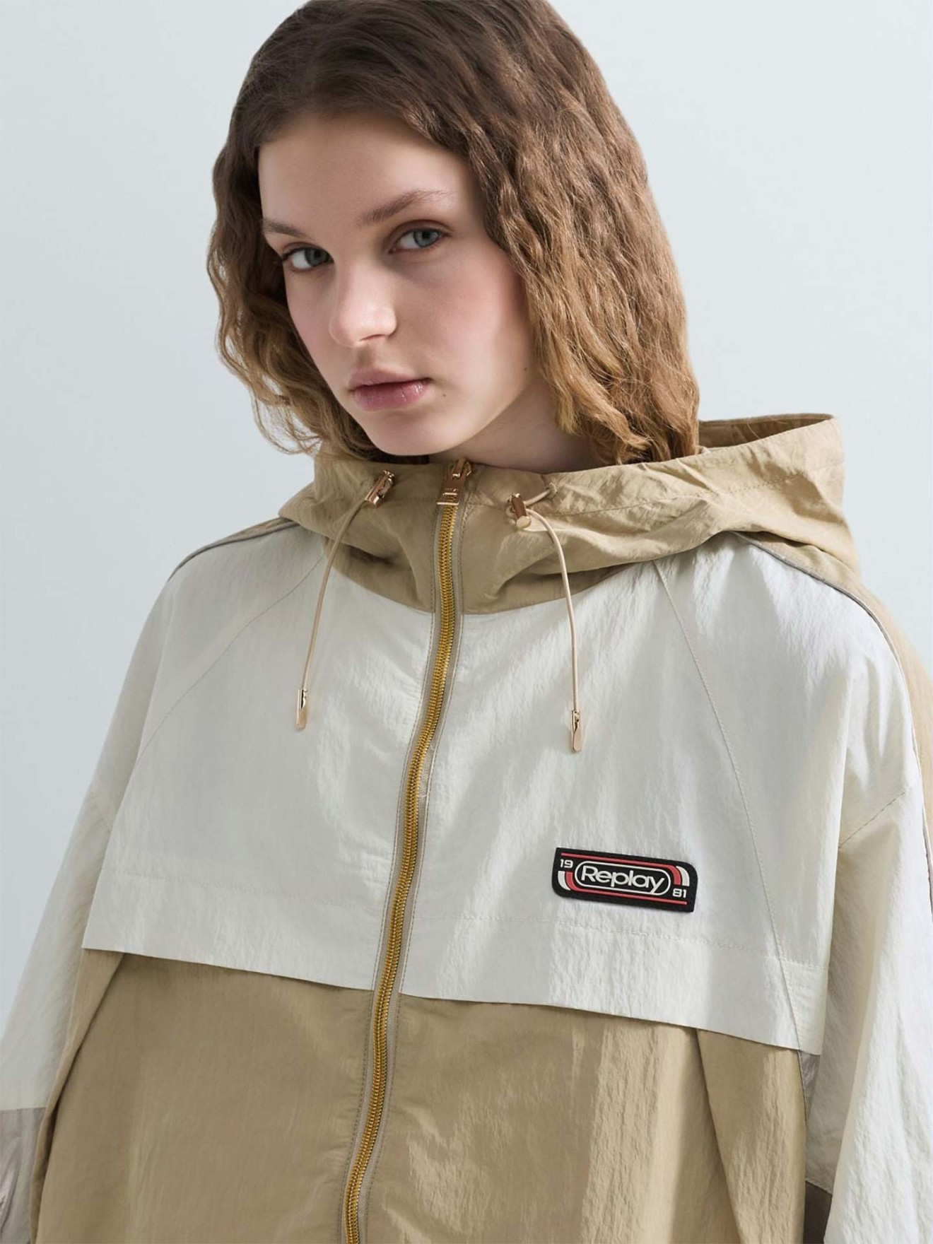 Casaco Oversized com Capuz