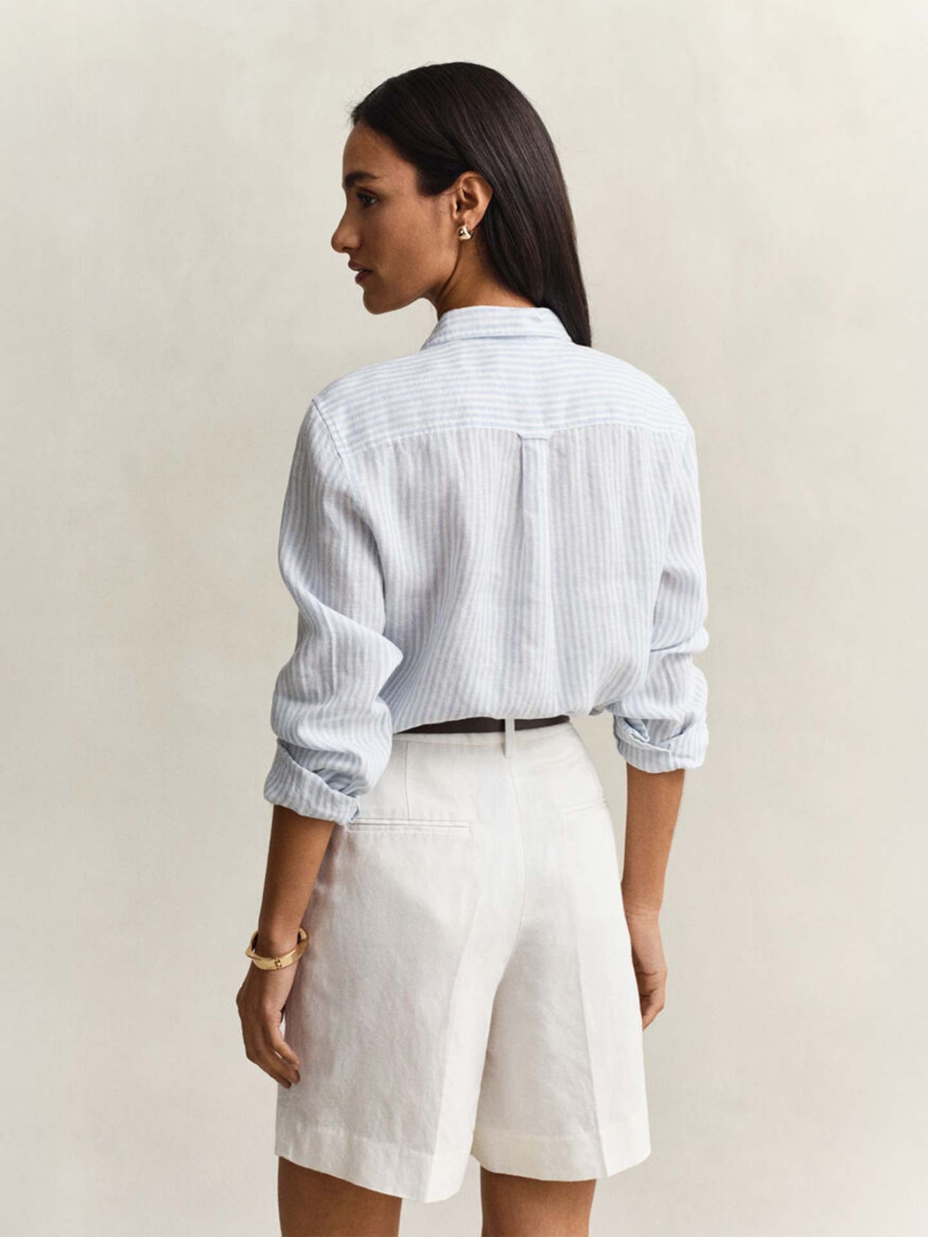 Camisa de Linho às Riscas Corte Regular