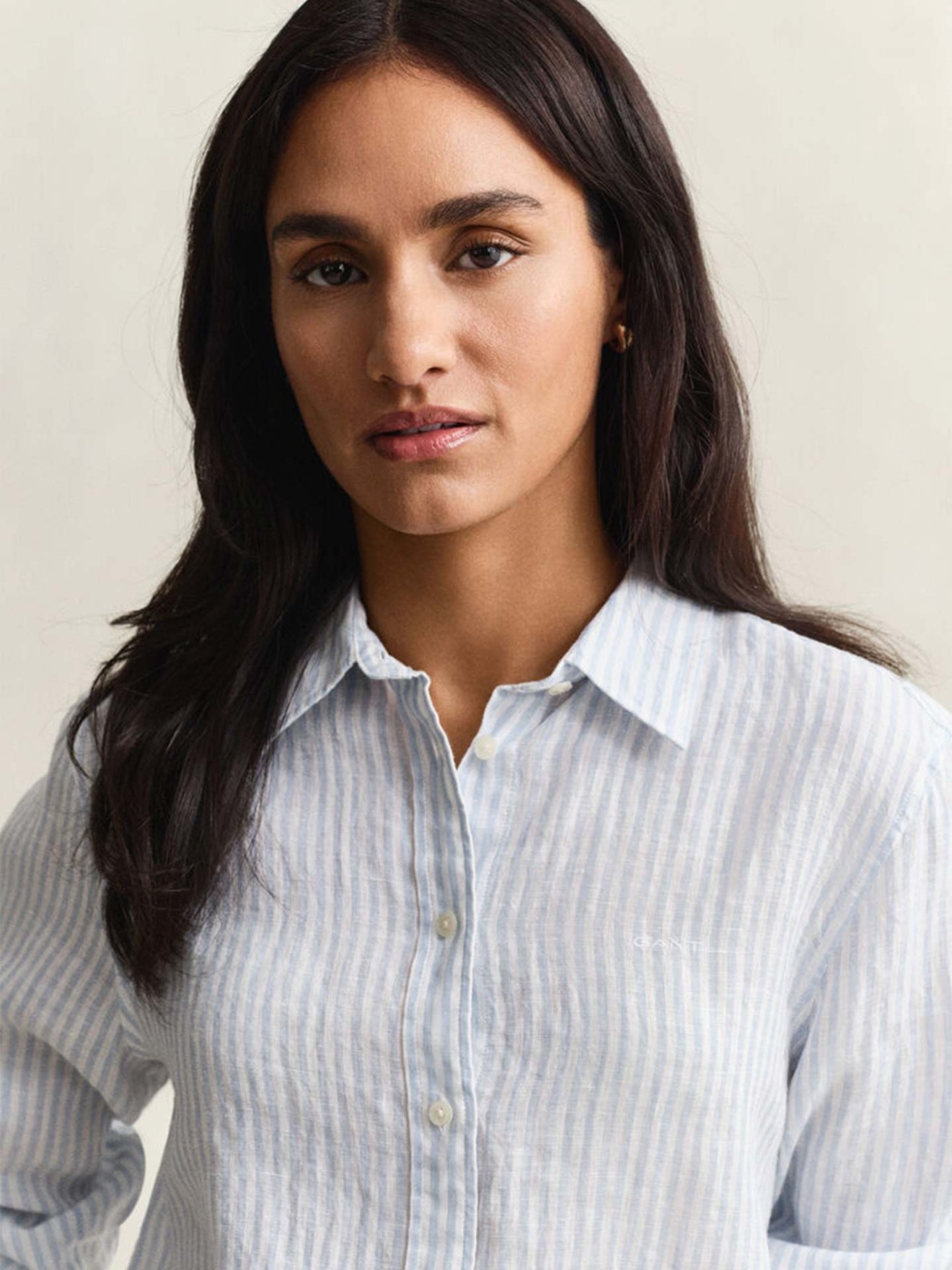 Camisa de Linho às Riscas Corte Regular